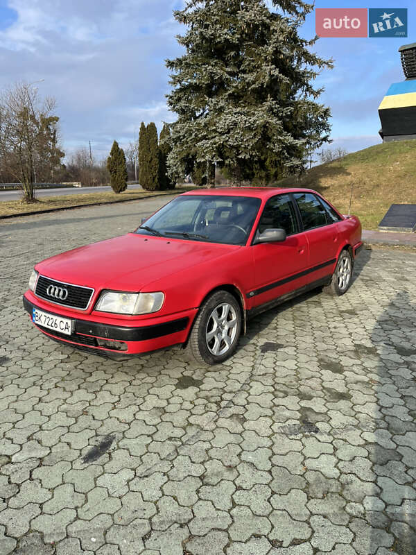 Седан Audi 100 1992 в Дубно