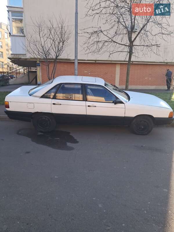 Седан Audi 100 1985 в Одессе фото 5 Седан Audi 100 1985 в Одессе