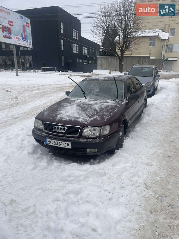 Седан Audi 100 1992 в Золочеве
