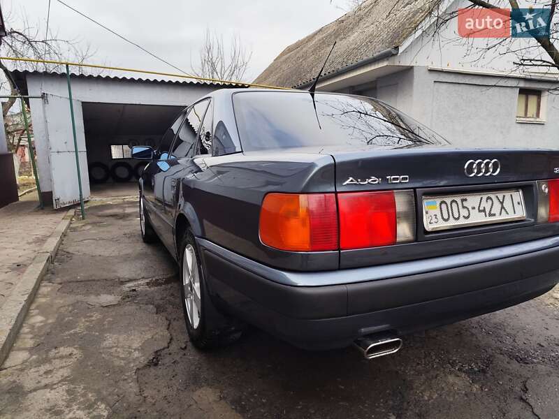 Седан Audi 100 1991 в Хмельницком