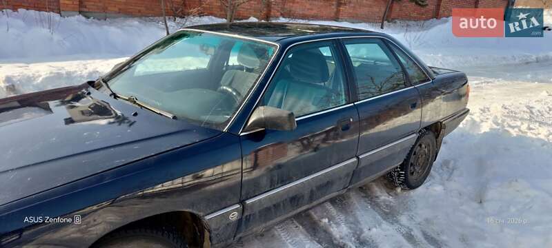 Седан Audi 100 1990 в Трускавце