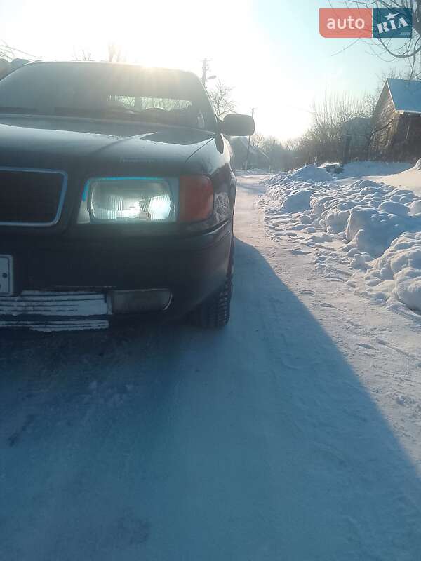 Седан Audi 100 1993 в Рівному