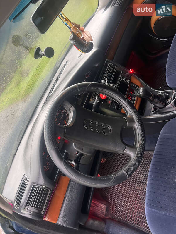 Седан Audi 100 1992 в Козятині