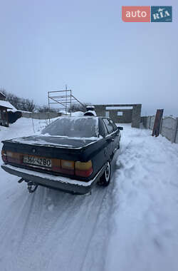Седан Audi 100 1983 в Луцке