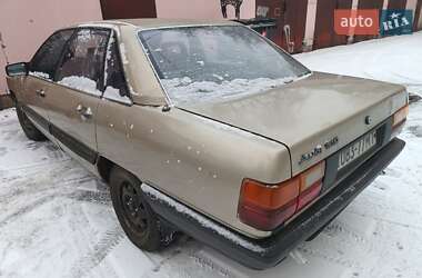 Седан Audi 100 1985 в Черкассах