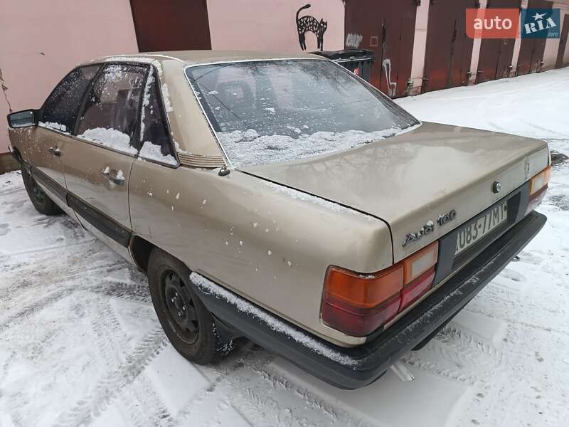 Седан Audi 100 1985 в Черкассах фото 5 Седан Audi 100 1985 в Черкассах
