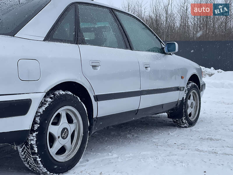 Седан Audi 100 1991 в Ивано-Франковске
