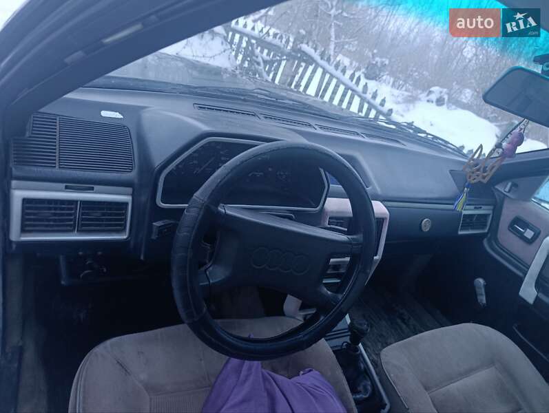 Седан Audi 100 1986 в Виннице