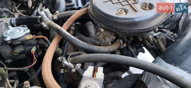 Седан Audi 100 1992 в Глухові