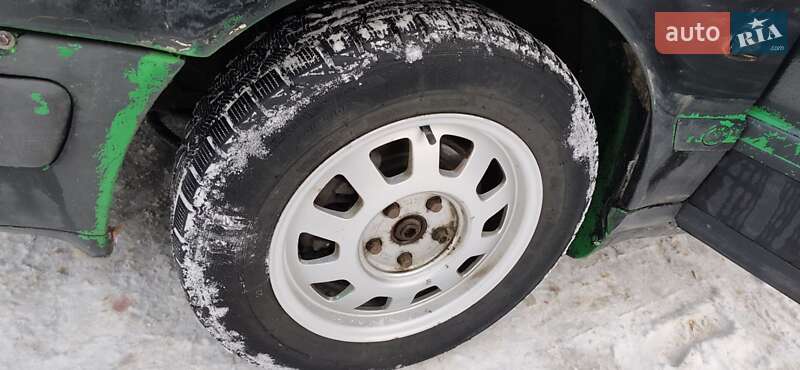 Седан Audi 100 1992 в Глухові