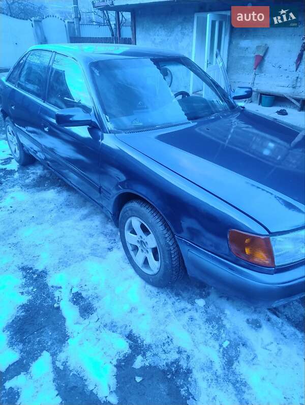 Седан Audi 100 1992 в Ужгороде