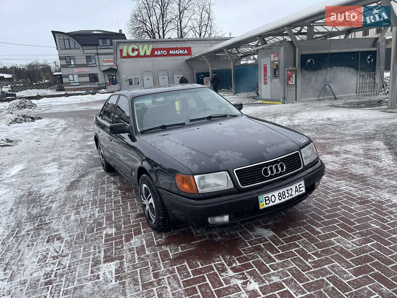 Седан Audi 100 1993 в Рівному