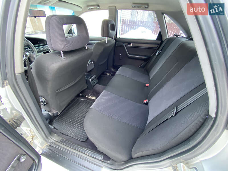 Седан Audi 100 1993 в Березному