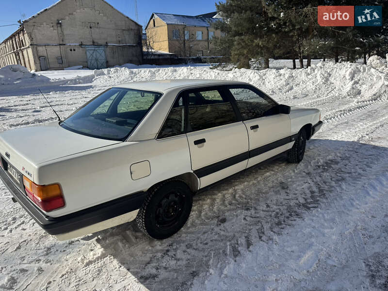 Седан Audi 100 1989 в Вінниці