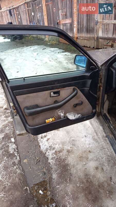 Седан Audi 100 1989 в Ивано-Франковске