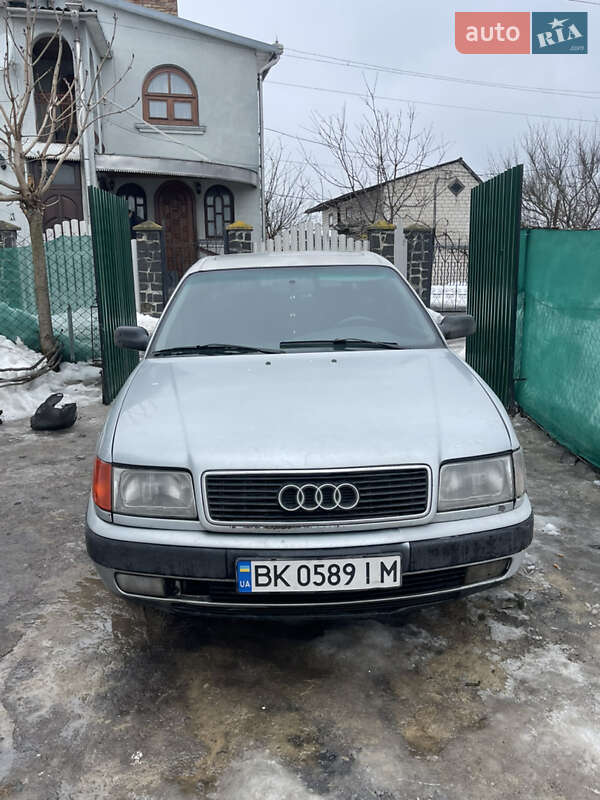 Audi 100 1992 Audi 100 1992
