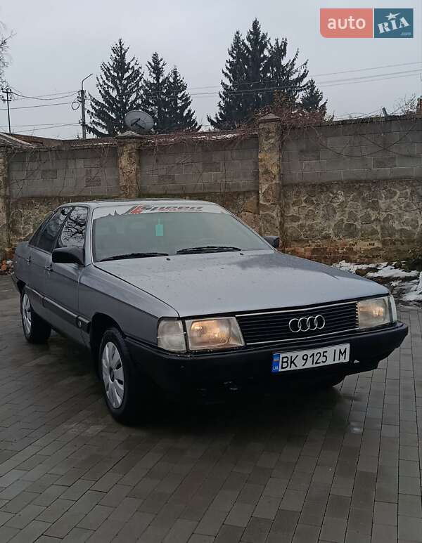 Audi 100 1986