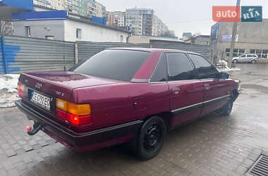 Седан Audi 100 1988 в Черновцах