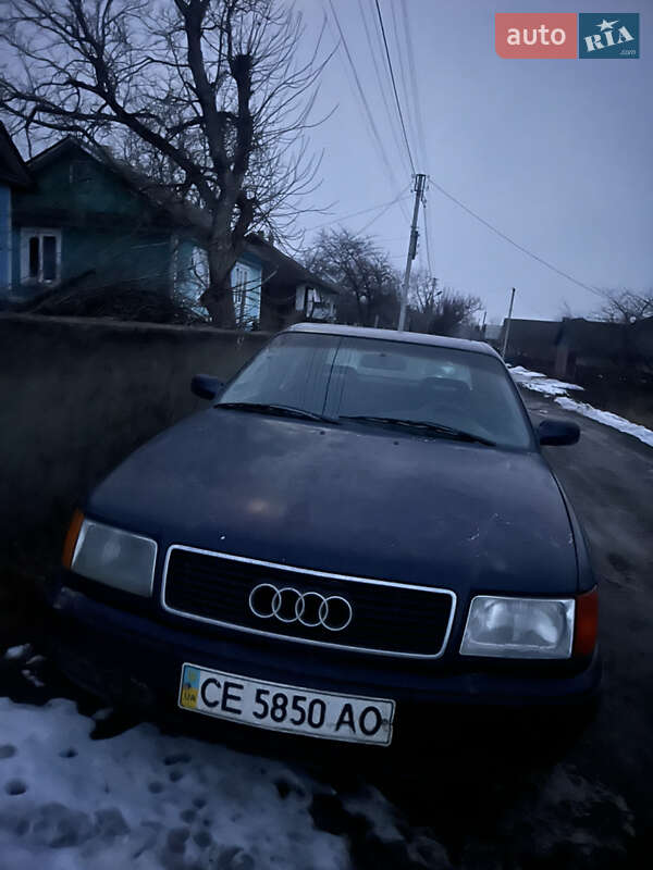 Седан Audi 100 1992 в Кельменцах