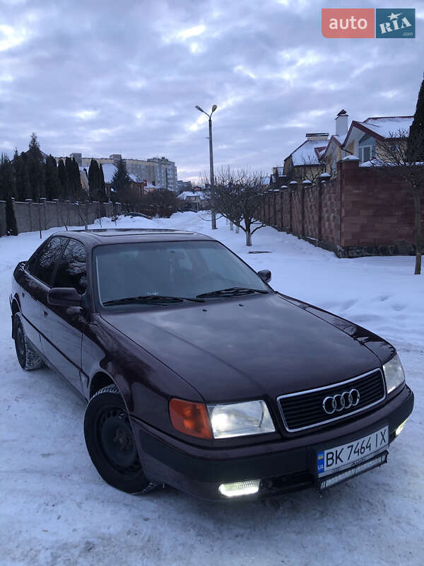 Седан Audi 100 1992 в Ровно