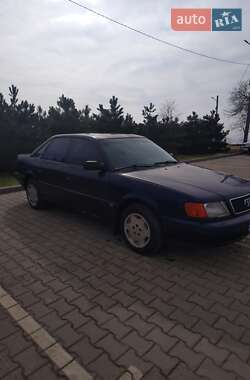 Седан Audi 100 1993 в Одессе