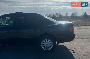 Седан Audi 100 1994 в Любешові