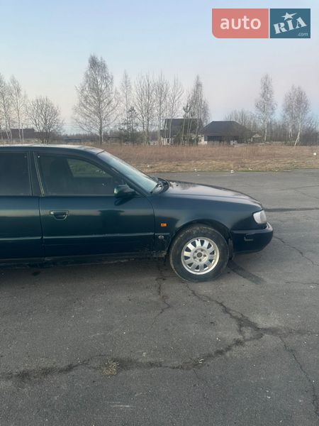 Седан Audi 100 1994 в Любешові