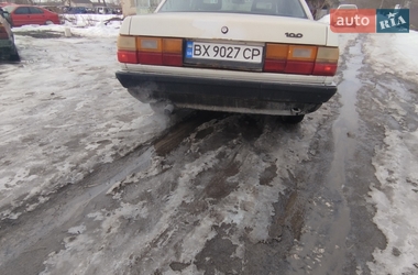 Седан Audi 100 1988 в Чемеровцах