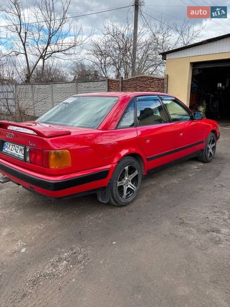Седан Audi 100 1993 в Зміїві