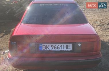 Седан Audi 100 1993 в Сарнах