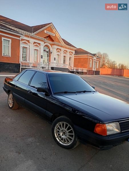 Седан Audi 100 1990 в Хмільнику