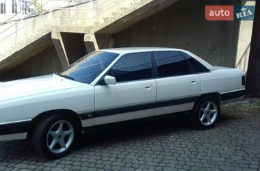 Седан Audi 100 1986 в Ровно