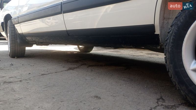 Седан Audi 100 1986 в Рівному