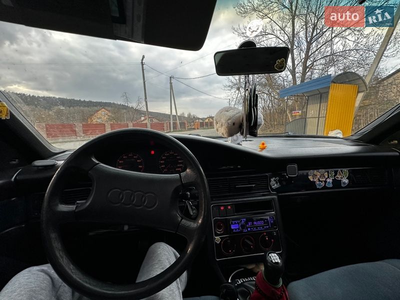 Седан Audi 100 1989 в Чорткове
