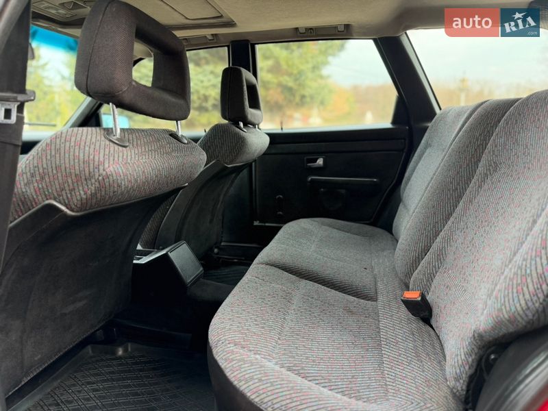 Универсал Audi 100 1989 в Ровно