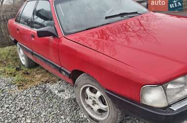 Седан Audi 100 1987 в Кельменцях