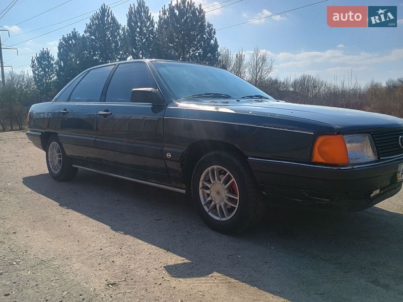 Седан Audi 100 1988 в Хмельницькому фото 3 Седан Audi 100 1988 в Хмельницькому