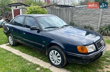 Седан Audi 100 1991 в Черновцах