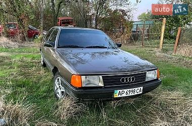 Седан Audi 100 1984 в Запорожье