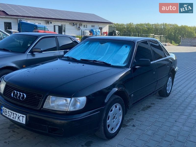 Седан Audi 100 1992 в Виннице