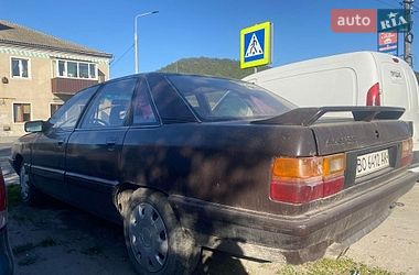 Седан Audi 100 1986 в Кременце