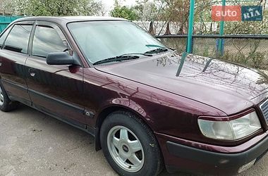 Седан Audi 100 1993 в Лугинах
