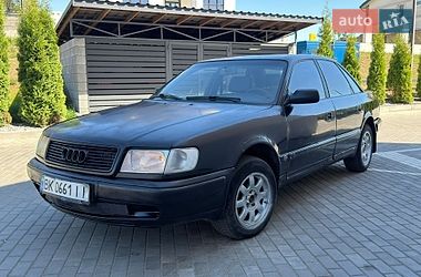 Седан Audi 100 1992 в Ровно