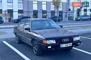 Седан Audi 100 1985 в Рівному