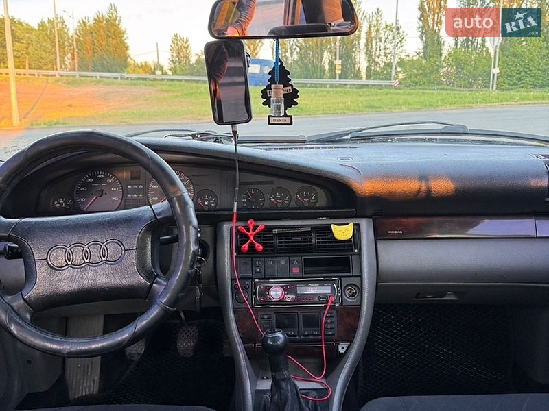 Седан Audi 100 1994 в Киеве