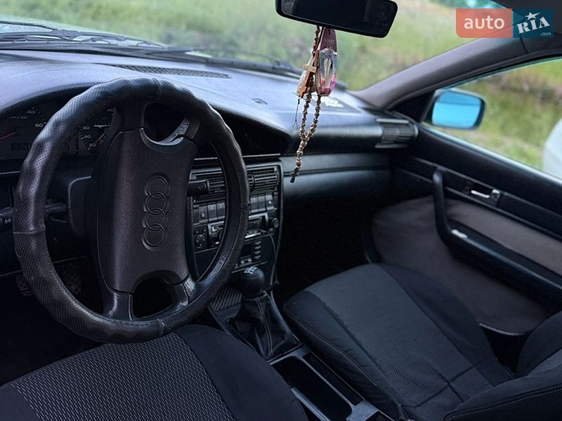 Седан Audi 100 1992 в Ужгороді