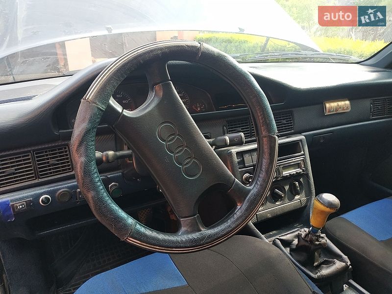 Седан Audi 100 1990 в Чорткове