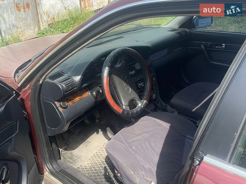 Седан Audi 100 1992 в Слов'янську