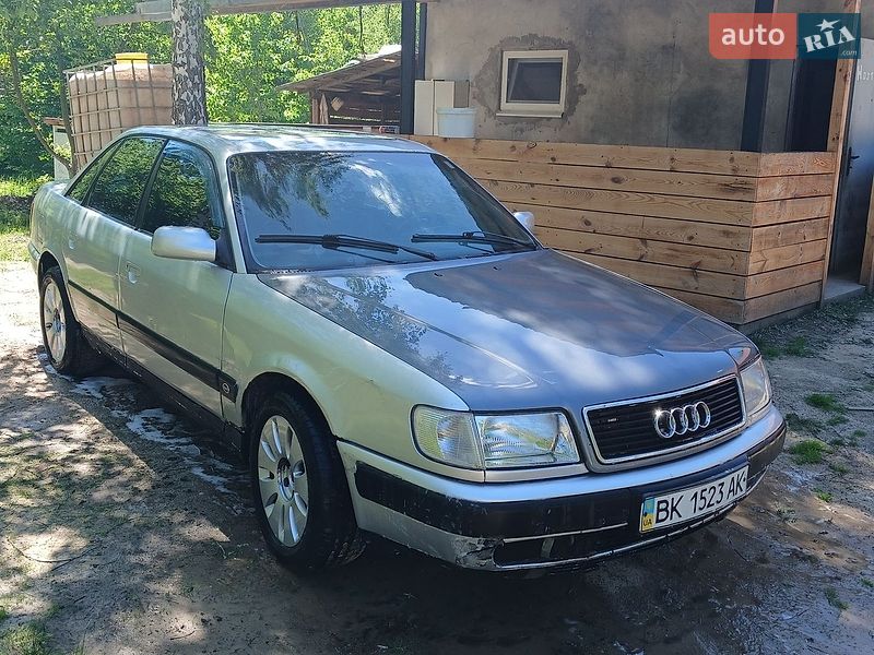 Седан Audi 100 1990 в Житомирі