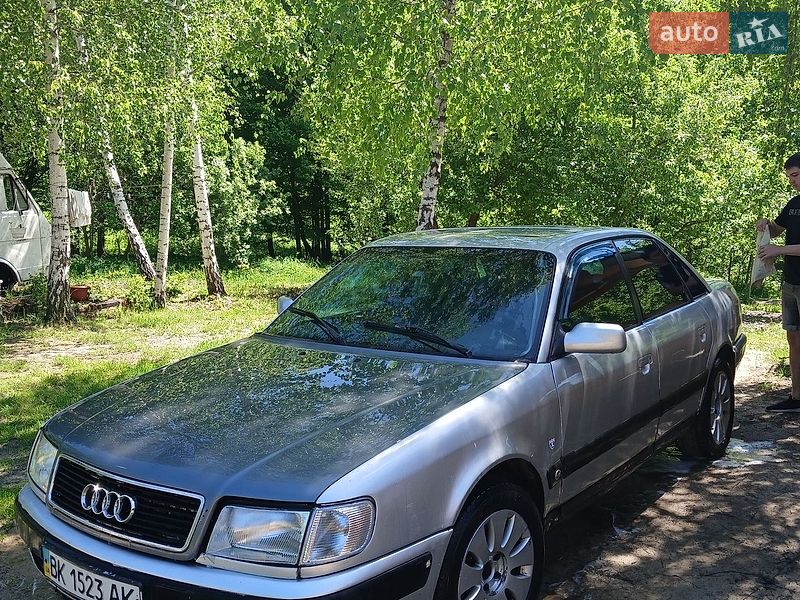 Седан Audi 100 1990 в Житомирі